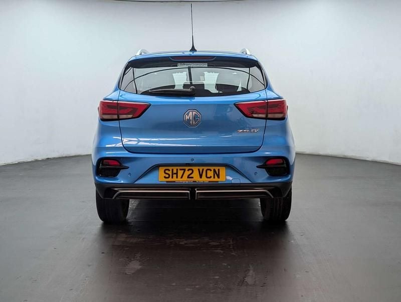 Usado MG ZS Trophy 114 kW (156 HP) 2022 Azul SUV