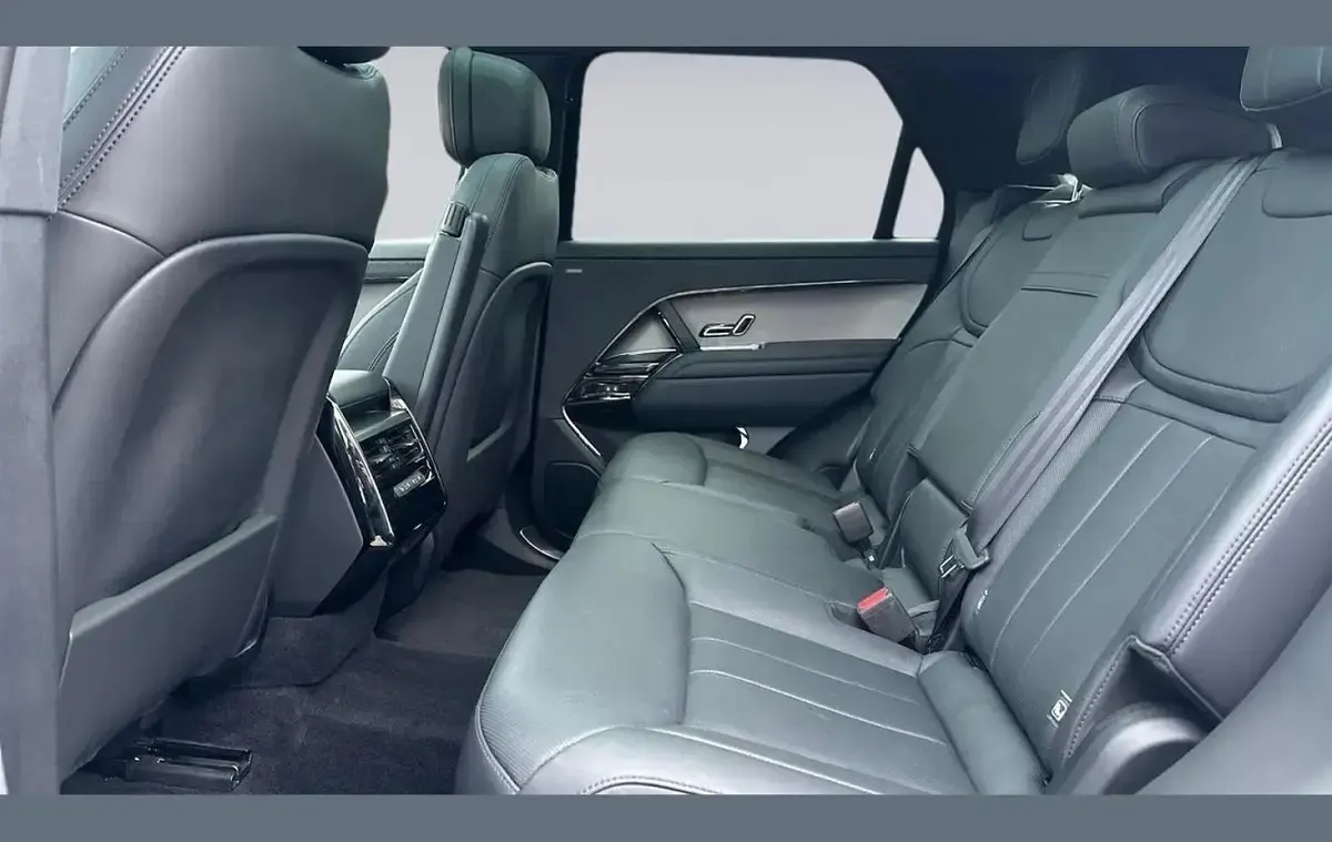 Used Land Rover Range Rover Sport SE Dynamic 296 HP (217 kW) 2023 White SUV