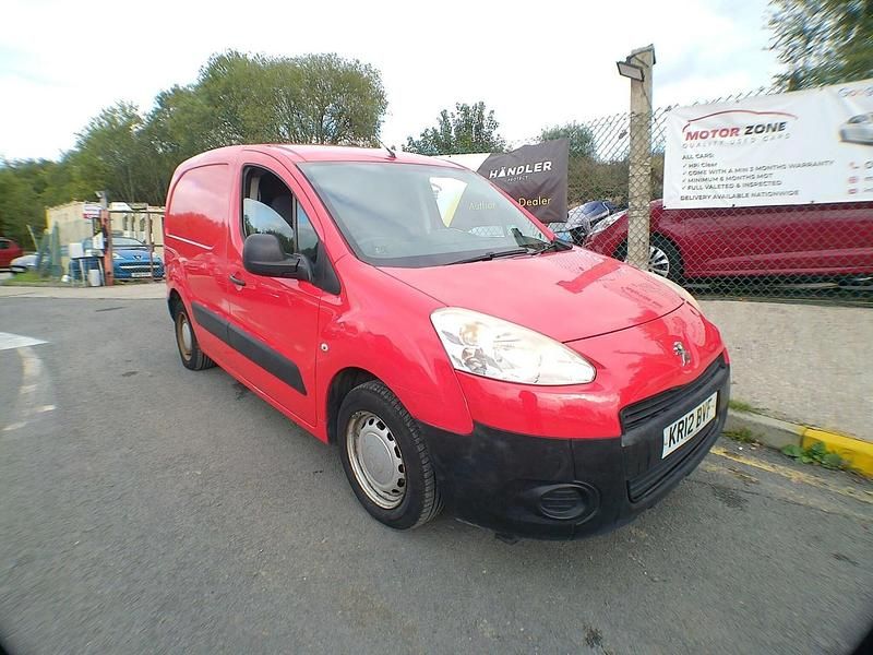 Red Used 2012 Peugeot Partner S MPV | £2,195 (Good price) - Image 1/4