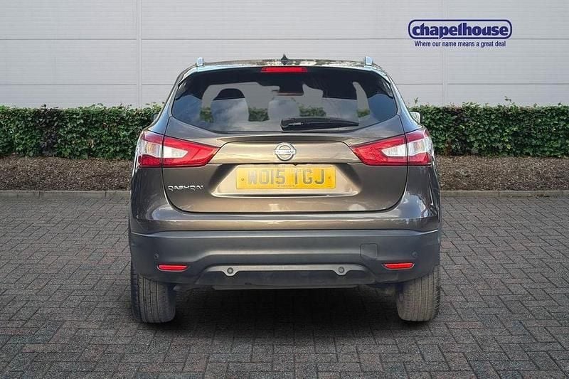 Used Nissan Qashqai Tekna 115 HP (84 kW) 2015 SUV