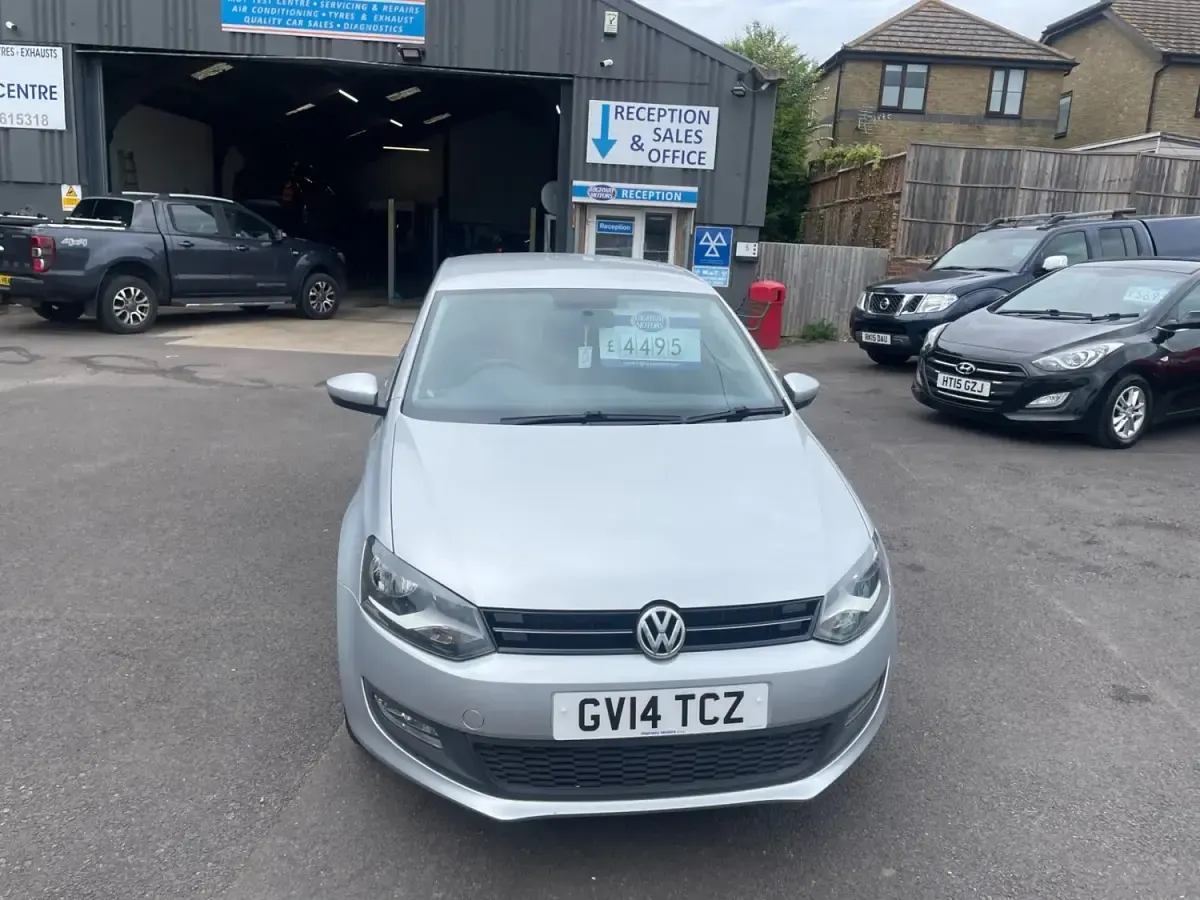 Używany VW Polo Edition 2014 Srebrny Hatchback