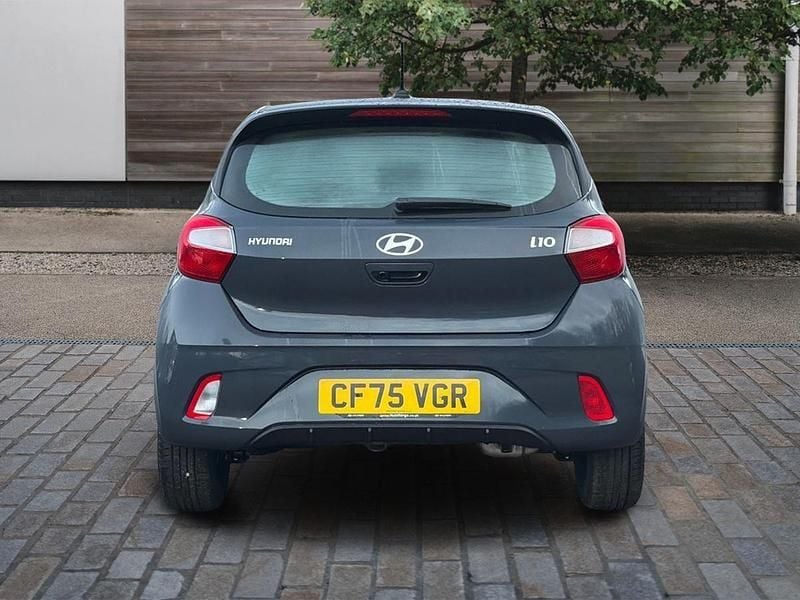 New Hyundai i10 Advanced 63 HP (46 kW) 2025 Grey Hatchback