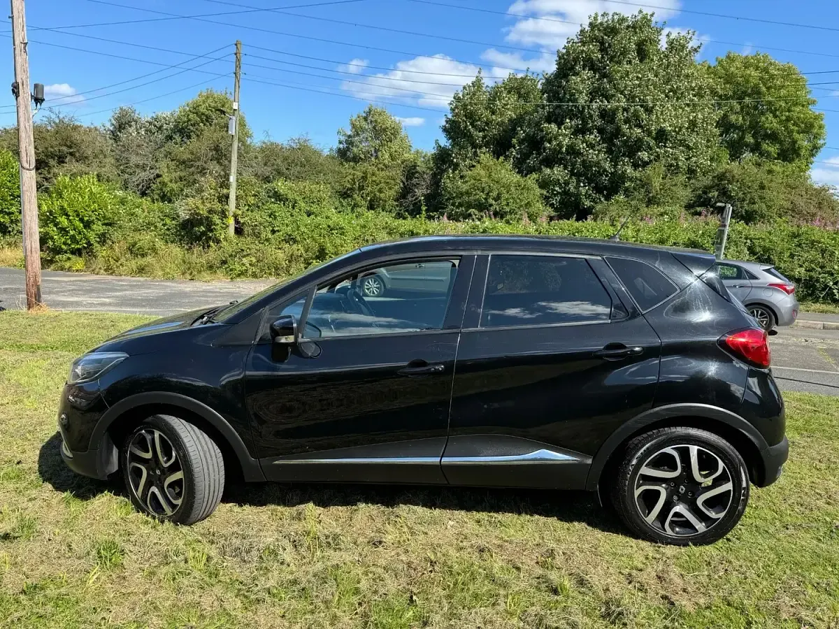 Used Renault Captur Dynamique 2014 Black SUV
