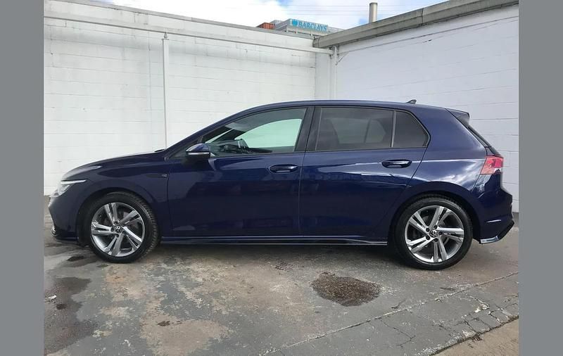 Used VW Golf VIII R-line 147 HP (108 kW) 2021 Blue Hatchback