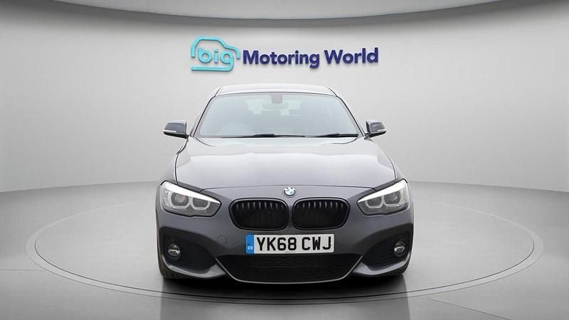 Used BMW 118 M Sport 150 HP (110 kW) 2019 Grey Hatchback