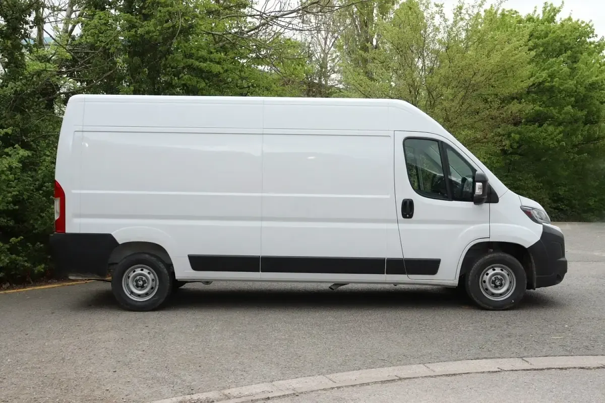 New Vauxhall Movano 2026 White