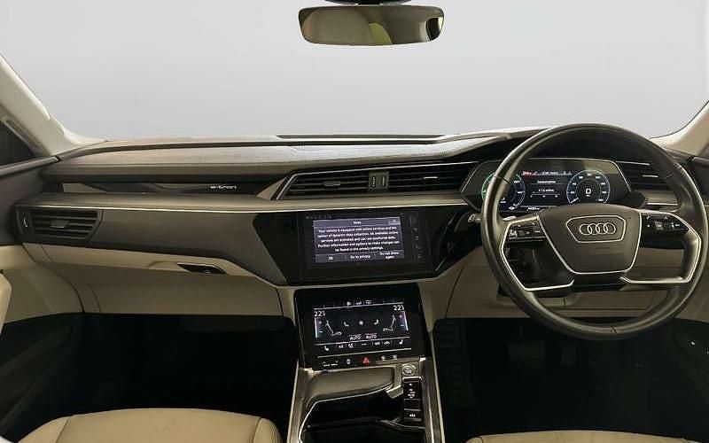 Used Audi e-tron Design 300 kW (408 HP) 2020 SUV