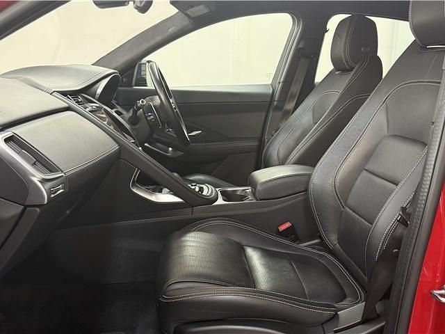Image 3/4