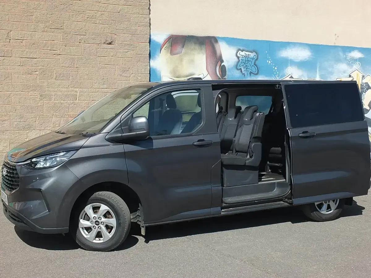 Used Ford Tourneo Custom Zetec 136 HP (100 kW) 2024 Grey Van