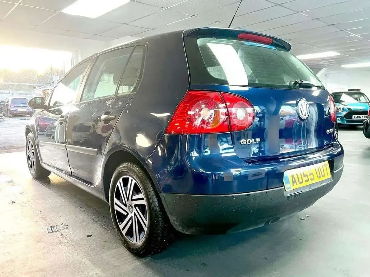 Used VW Golf IV S 114 HP (83 kW) 2005 Blue Hatchback
