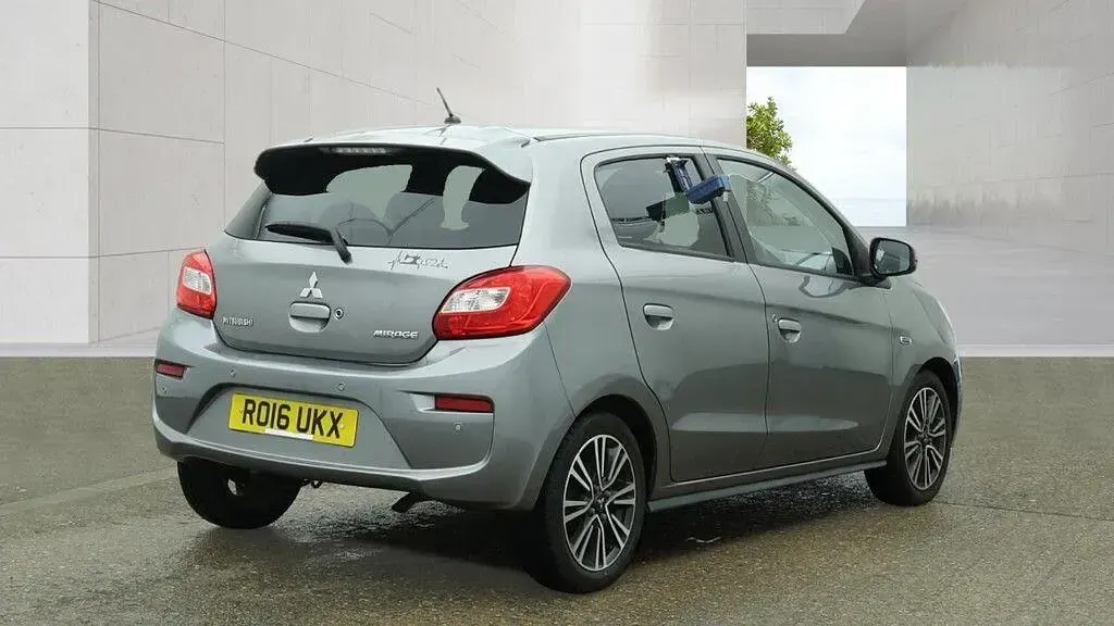Used Mitsubishi Mirage 79 HP (58 kW) 2016 Grey Hatchback