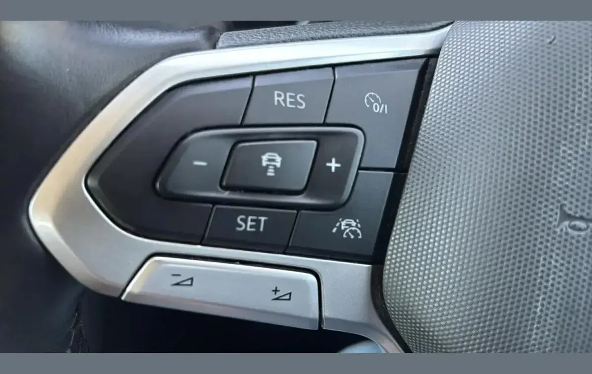 Used VW Polo Style 95 HP (69 kW) 2024 White Hatchback