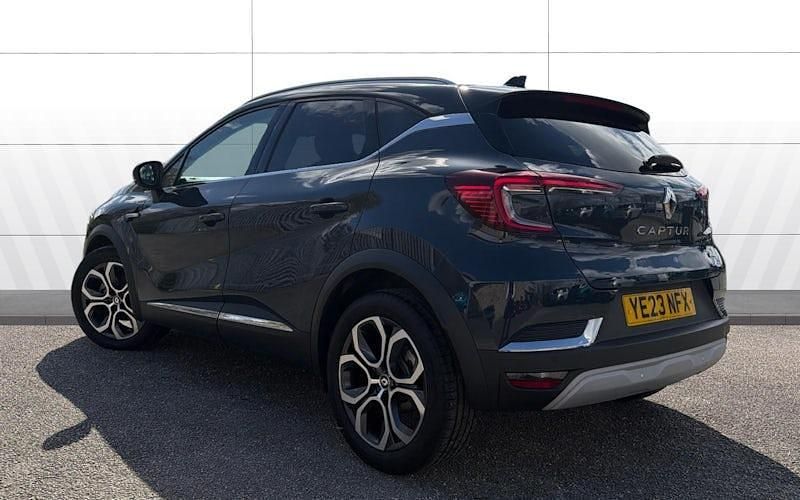 Second-hand Renault Captur Techno 143 CP (105 kW) 2024 SUV
