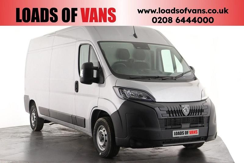 New Peugeot Boxer 138 HP (101 kW) 2026 Grey Van