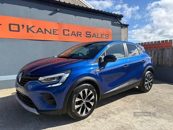 Second-hand Renault Captur Evolution 91 CP (66 kW) 2023 Albastru SUV