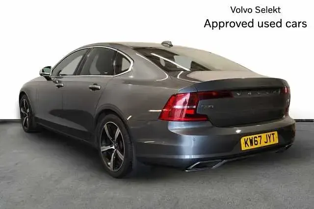 Used Volvo S90 R-Design 190 HP (139 kW) 2017 Grey Sedan