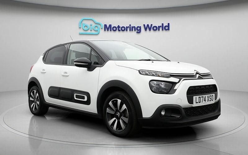 Used Citroën C3 PureTech 110 HP (80 kW) 2024 White Hatchback