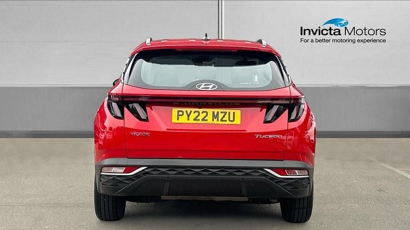 Used Hyundai Tucson SE 150 HP (110 kW) 2022 Red SUV