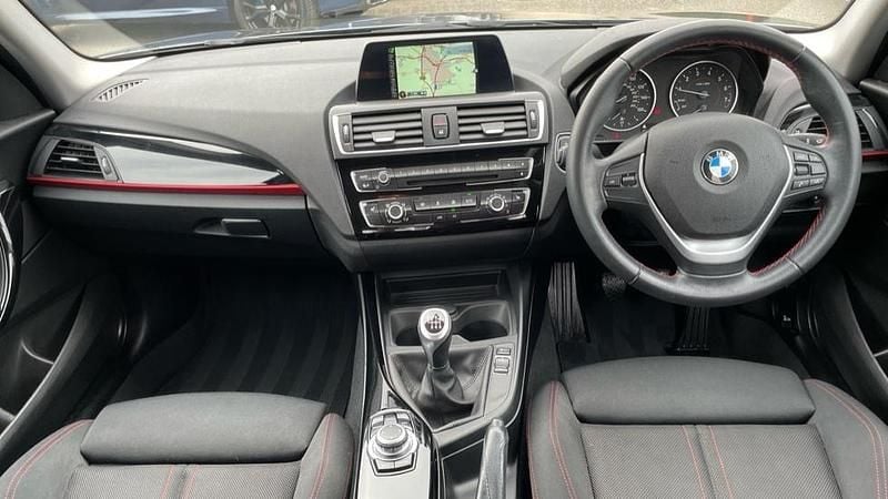 Used BMW 118 Sport Line 136 HP (100 kW) 2016 Grey Hatchback