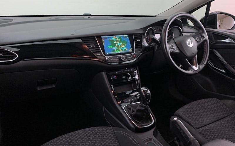 Used Vauxhall Astra SRi 200 HP (147 kW) 2019 Hatchback