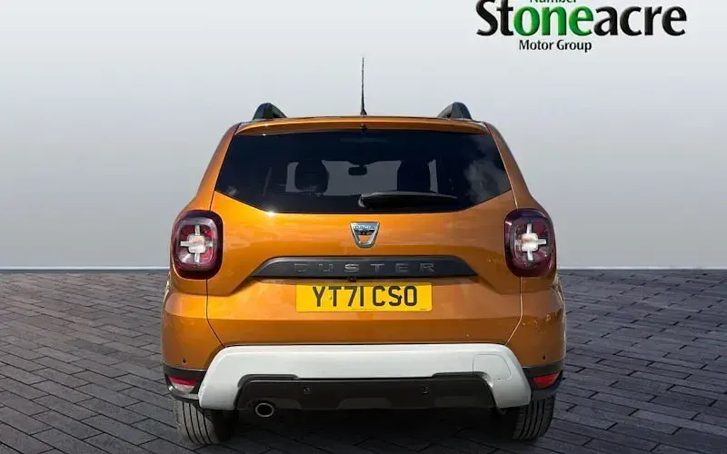 Used Dacia Duster Comfort 131 HP (96 kW) 2021 Orange SUV
