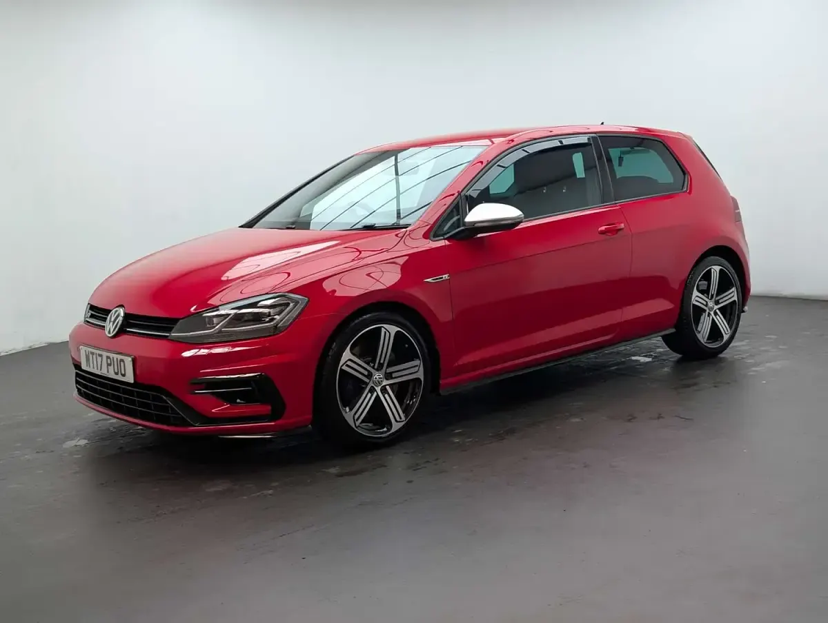 Used VW Golf VII R 310 HP (228 kW) 2017 Red Hatchback