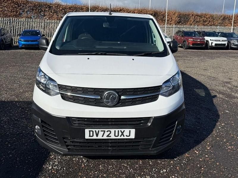 Used Vauxhall Vivaro S 2022 White MPV