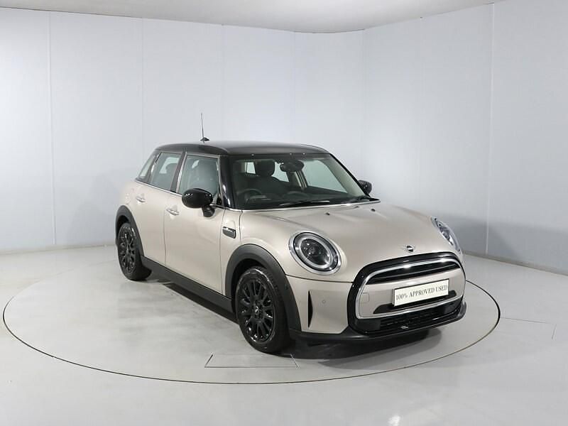 Used Mini Cooper Classic 134 HP (98 kW) 2021 Grey Hatchback