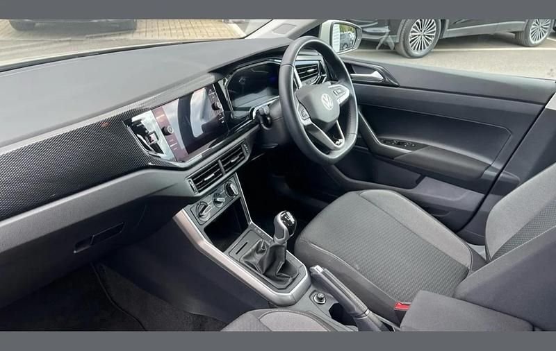 Used VW Polo Life 95 HP (69 kW) 2024 Grey Hatchback