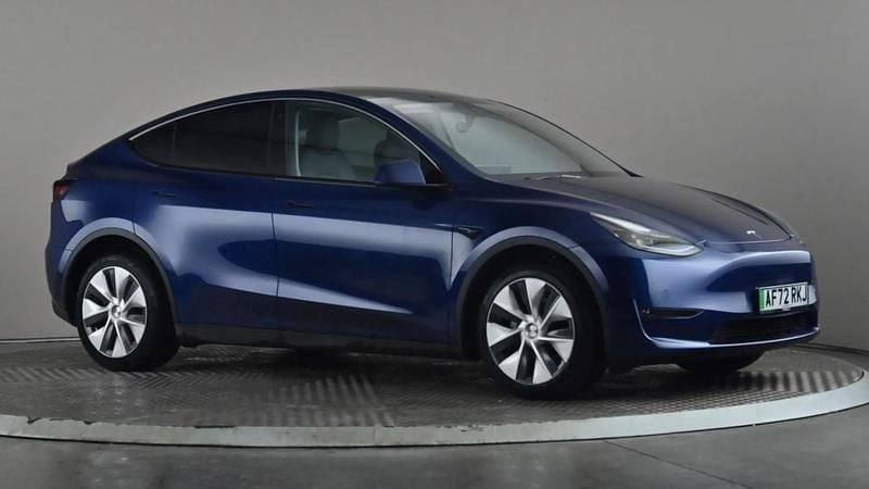 Blue Used 2022 Tesla Model Y Long Range AWD SUV | £23,998 (Fair price) - Image 1/3