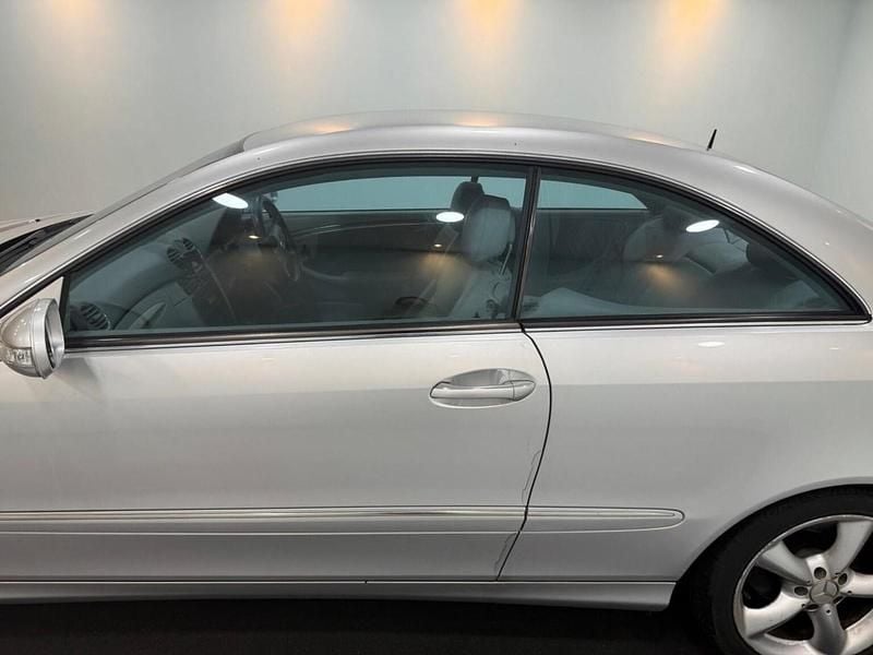 Used Mercedes CLK320 Avantgarde 2004 Silver Coupe