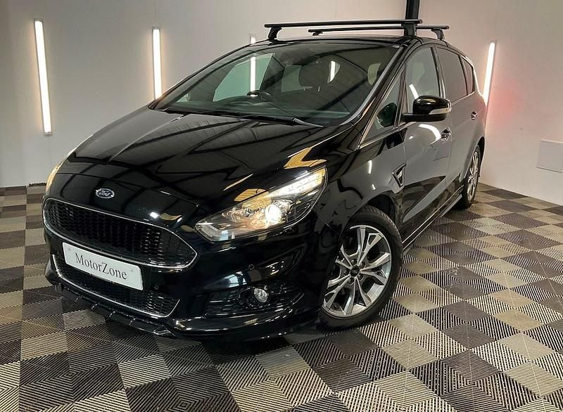 Black Used 2018 Ford S-MAX ST-Line MPV | £10,950 (Good price) - Image 1/3