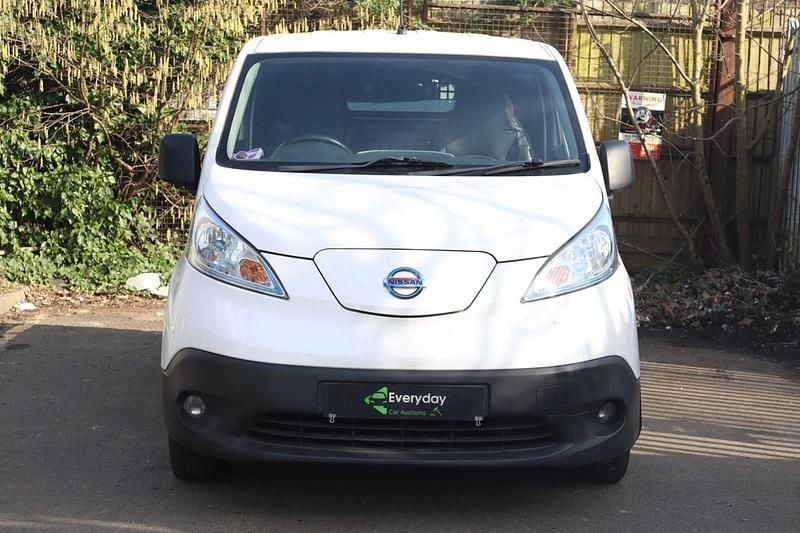 Used Nissan e-NV200 Acenta 2014 White MPV