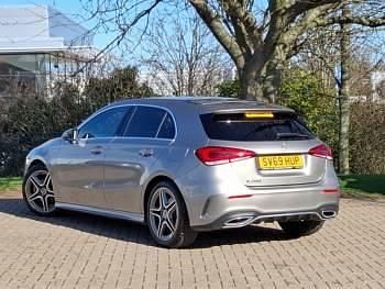 Usado Mercedes A200 AMG Line Premium 163 HP (119 kW) 2020 Prateado Citadino