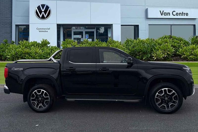 Used VW Amarok Style 2024 Black Pickup