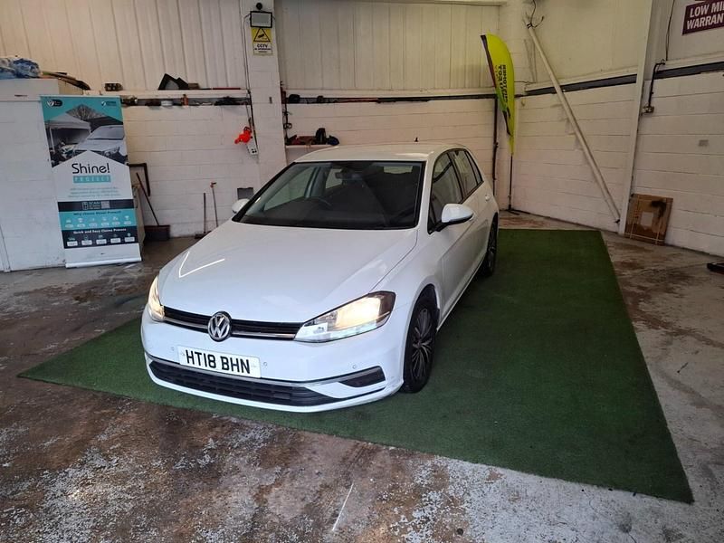 Used VW Golf VII SE 2018 White Hatchback