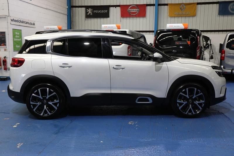 Used Citroën C5 Shine 2021 White Hatchback