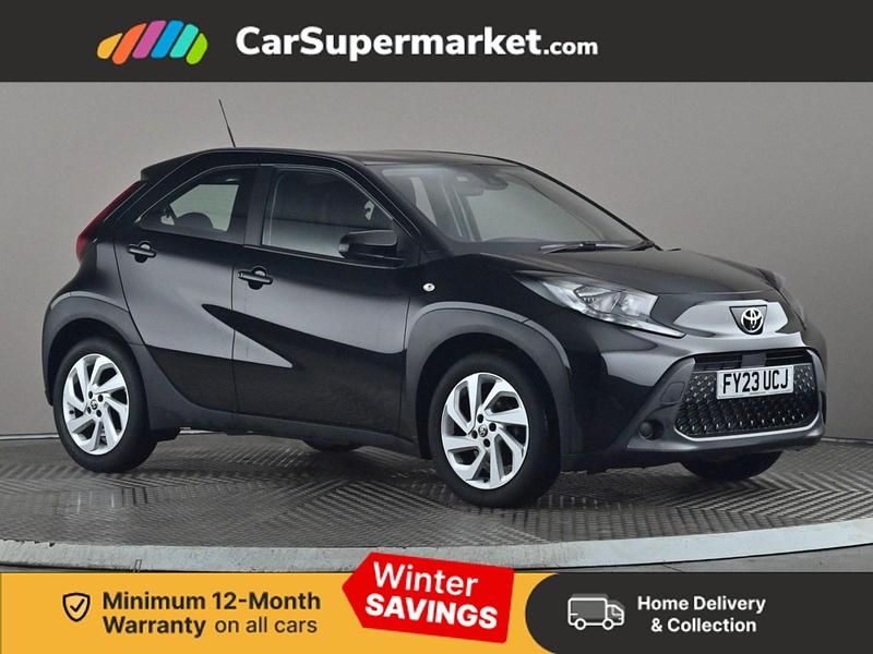 Black Used 2023 Toyota Aygo X PURE SUV | £11,697 (Good price) - Image 1/3