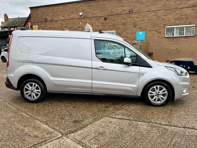 Used Ford Transit Connect Limited 120 HP (88 kW) 2022 Silver MPV
