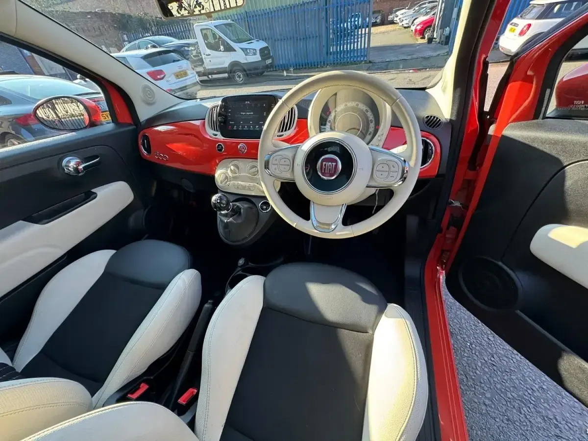 Second-hand Fiat 500 Dolcevita 2022 Portocaliu Hatchback