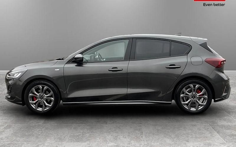 Used Ford Focus ST-Line 125 HP (91 kW) 2023 Hatchback