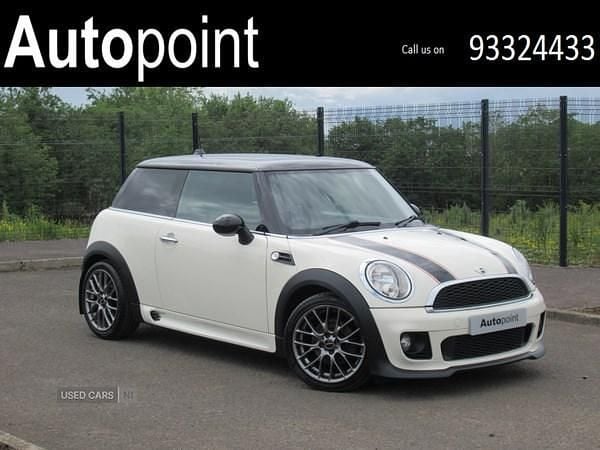 Red Used 2011 Mini Cooper Hatch Hatchback | £3,990 - Image 1/4