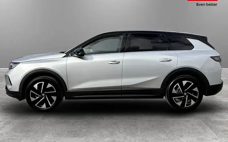 Used Vauxhall Grandland X Ultimate 136 HP (100 kW) 2025 Grey SUV