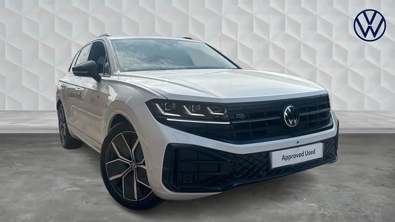 White Used 2025 VW Touareg Black Edition SUV | £57,500 (Expensive) - Image 1/4