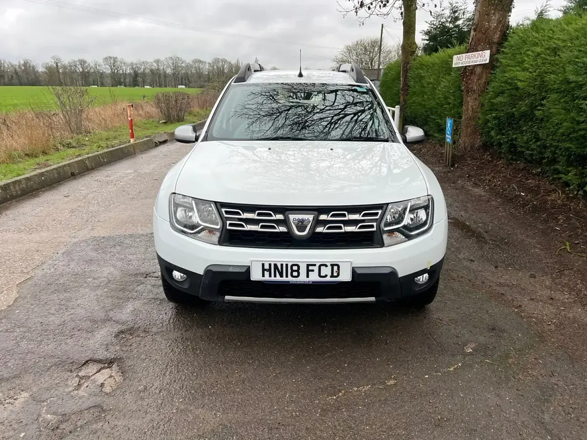 Used Dacia Duster 125 HP (91 kW) 2018 White Hatchback