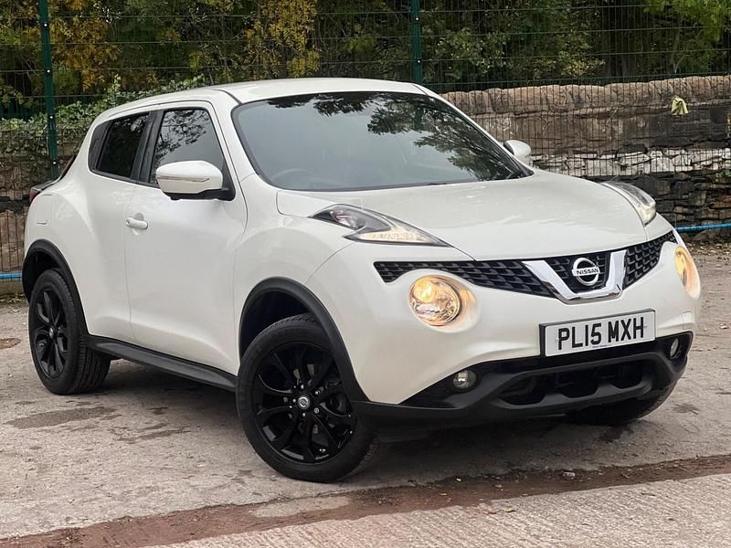 White Used 2015 Nissan Juke Tekna SUV | £7,450 (Fair price) - Image 1/4