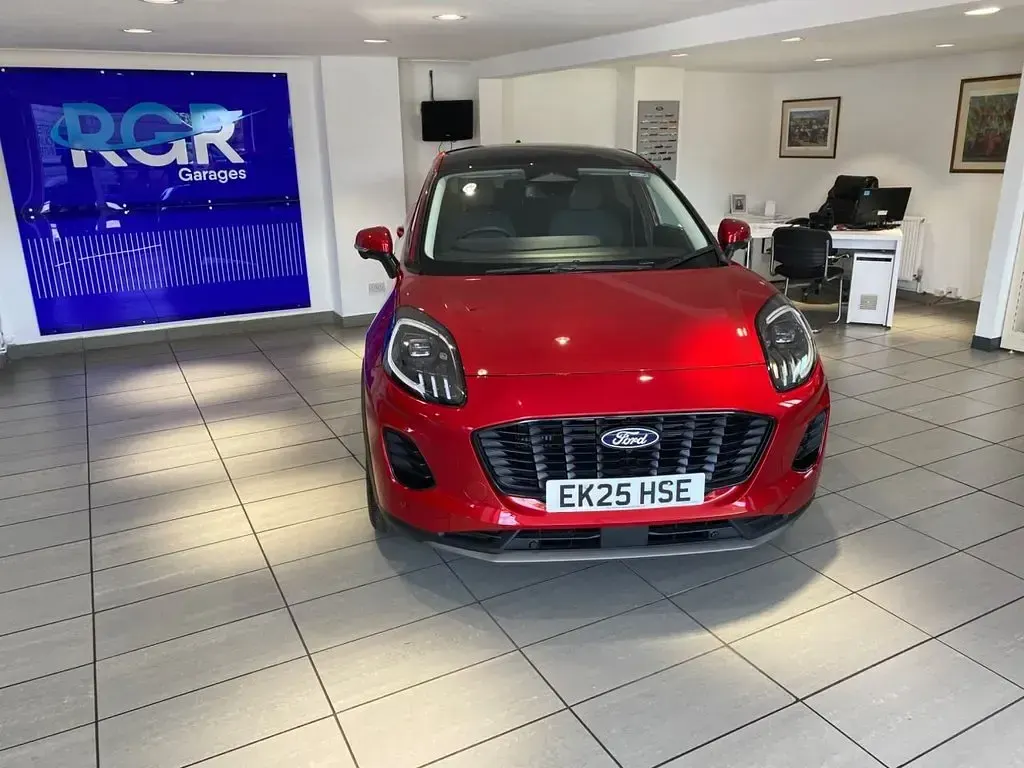 Used Ford Puma Titanium 125 HP (91 kW) 2025 Red SUV