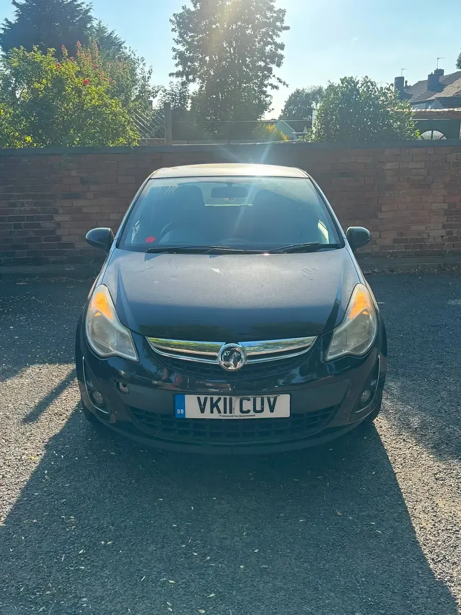 Used Vauxhall Corsa 85 HP (62 kW) 2011 Black Hatchback