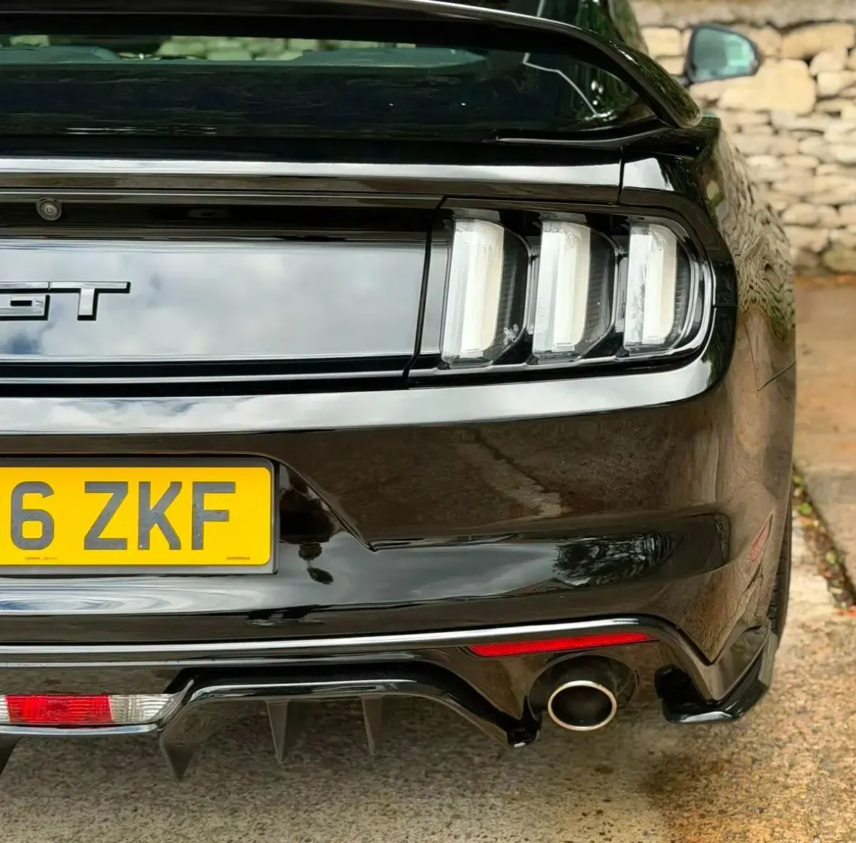 Used Ford Mustang GT Fastback 410 HP (301 kW) 2016 Black Coupe