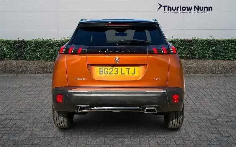 Used Peugeot 2008 GT 131 HP (96 kW) 2023 Orange SUV